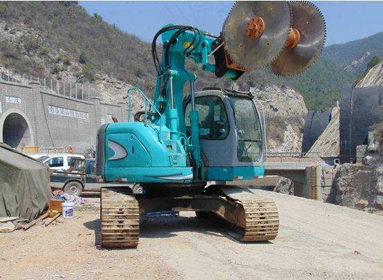 隧道二襯切割設(shè)備 隧道二襯切割設(shè)備